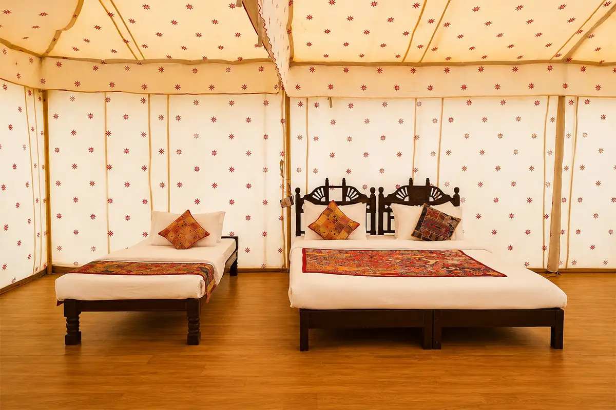 comfy-beds-at-desert-camp-jaisalmer