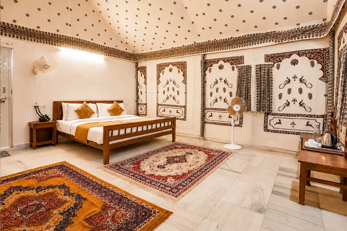 luxury-swiss-tent-at-dunes-desert-camp-jaisalmer