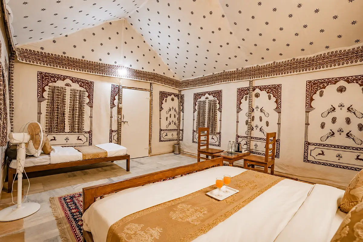luxury-triple-swiss-tent-in-jaisalmer